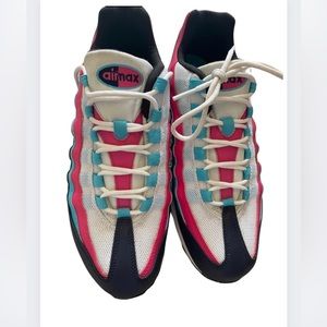 Youth/Women’s 7 Nike Air Max 95 GS Blackened Blue/Watermelon